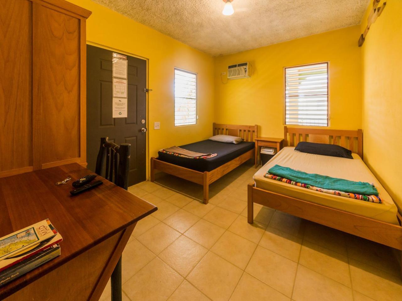 A Piece Of Ground Hostel Punta Gorda Εξωτερικό φωτογραφία